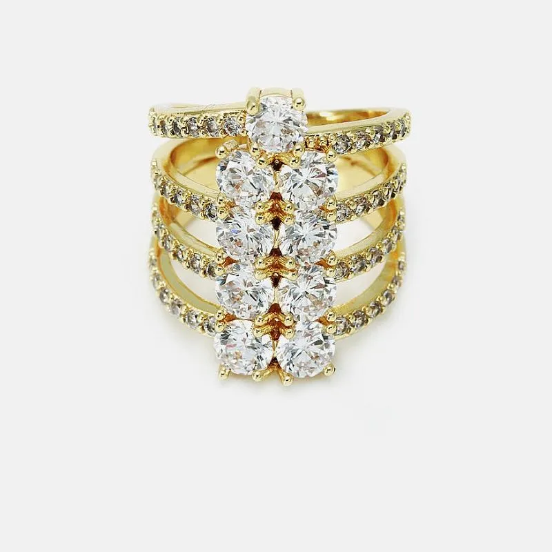 Luksusa dizaina modes gredzenu komplekts